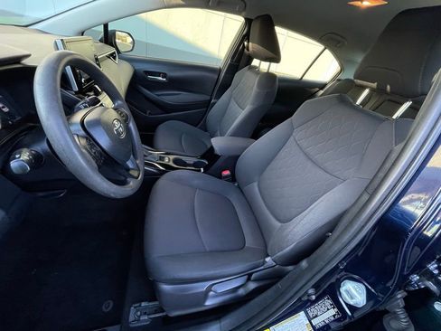 Used 2020 Toyota Corolla LE image 27