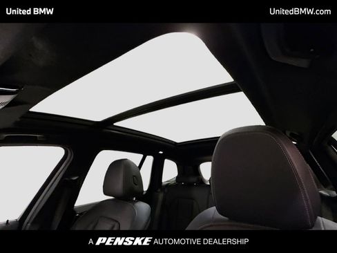 Used 2019 BMW X3 xDrive30i w/ Premium Package image 12