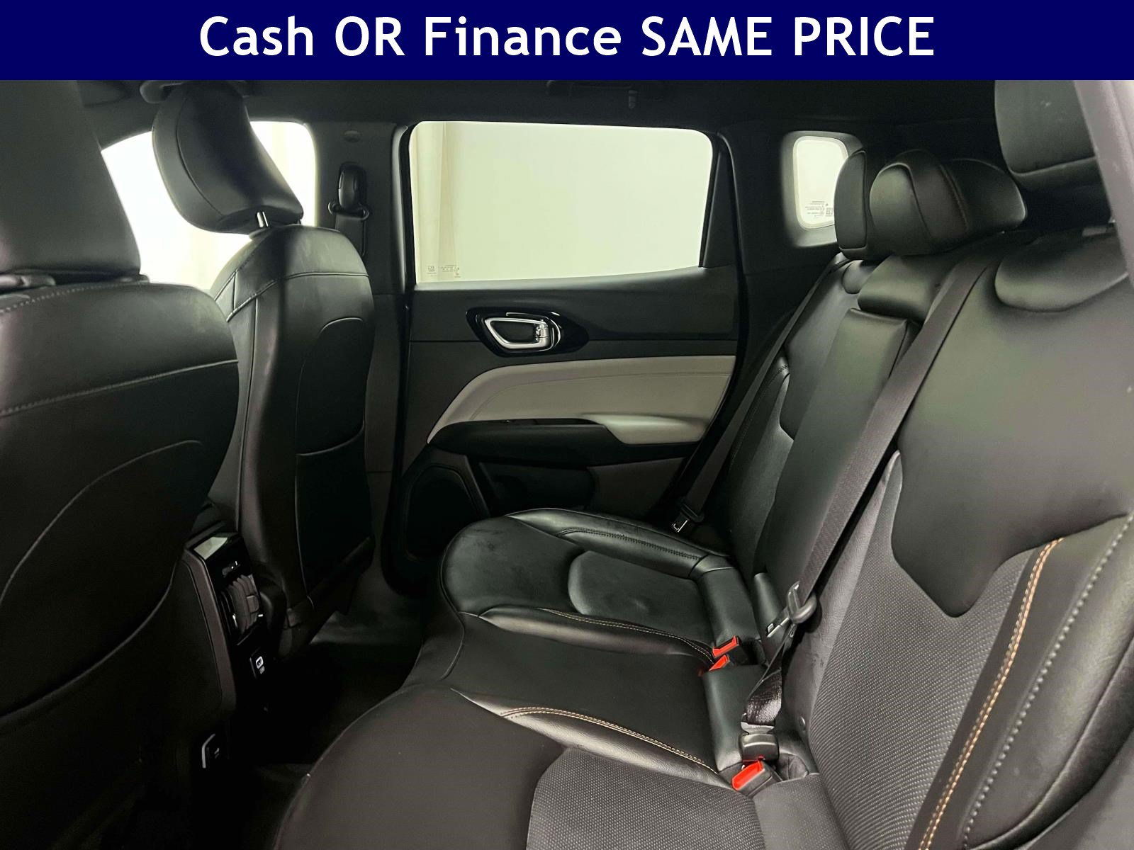 Certified 2023 Jeep Compass Limited AWD/4WD image 15