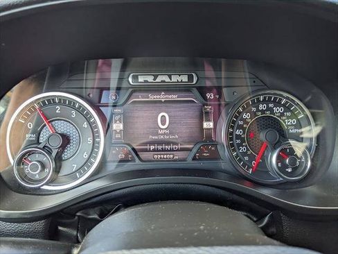 Used 2024 RAM 1500 Laramie AWD/4WD image 22