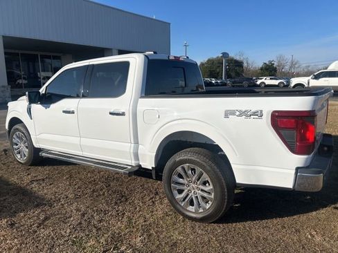 Used 2025 Ford F150 XLT w/ Equipment Group 302A MID image 3