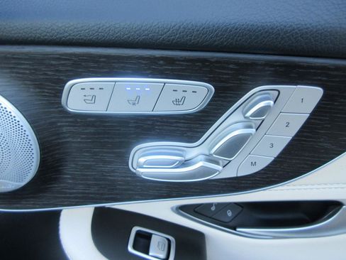 Used 2020 Mercedes-Benz C 300 Cabriolet image 21