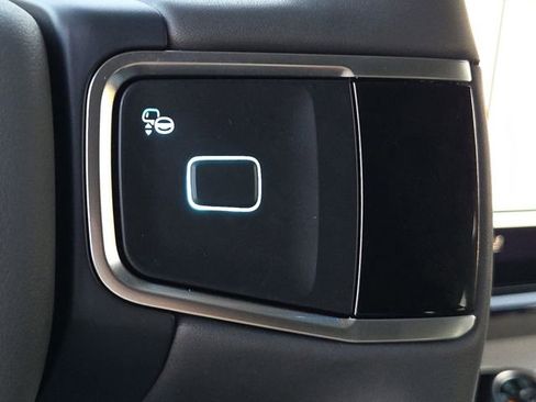 New 2025 Ford Expedition Active RWD image 26