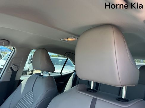 Used 2023 Toyota Camry SE FWD image 24