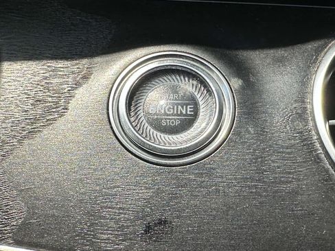 Used 2018 Mercedes-Benz E 63 AMG S image 36