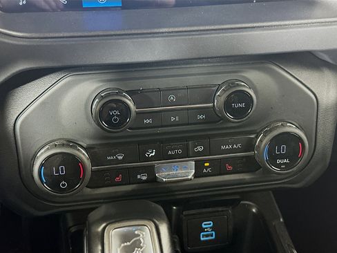Used 2025 Ford Bronco Big Bend AWD/4WD image 24