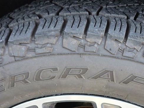 Used 2024 Jeep Wagoneer L Series II image 11