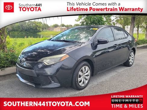 Used 2015 Toyota Corolla LE FWD image 1