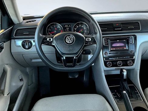 Used 2018 Volkswagen Passat 2.0T S w/ Driver Assistance Package image 8