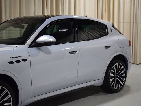 New 2025 Maserati Grecale Modena image 2