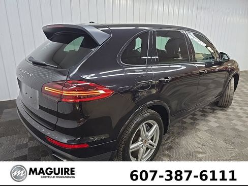 Used 2017 Porsche Cayenne Platinum Edition AWD/4WD image 10