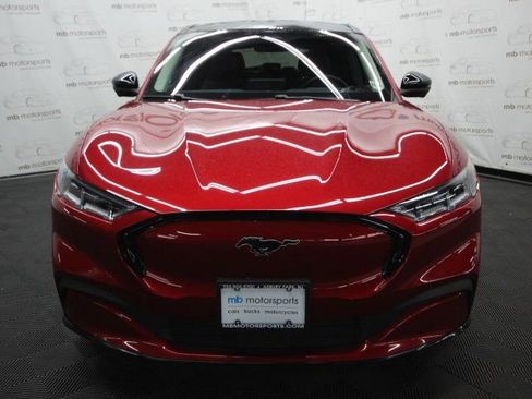 Used 2021 Ford Mustang Mach-E Premium image 9