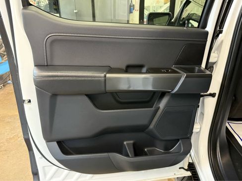 Used 2022 Ford F150 XLT w/ Equipment Group 301A Mid image 22