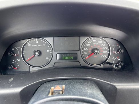 Used 2006 Ford F250 XL AWD/4WD image 6