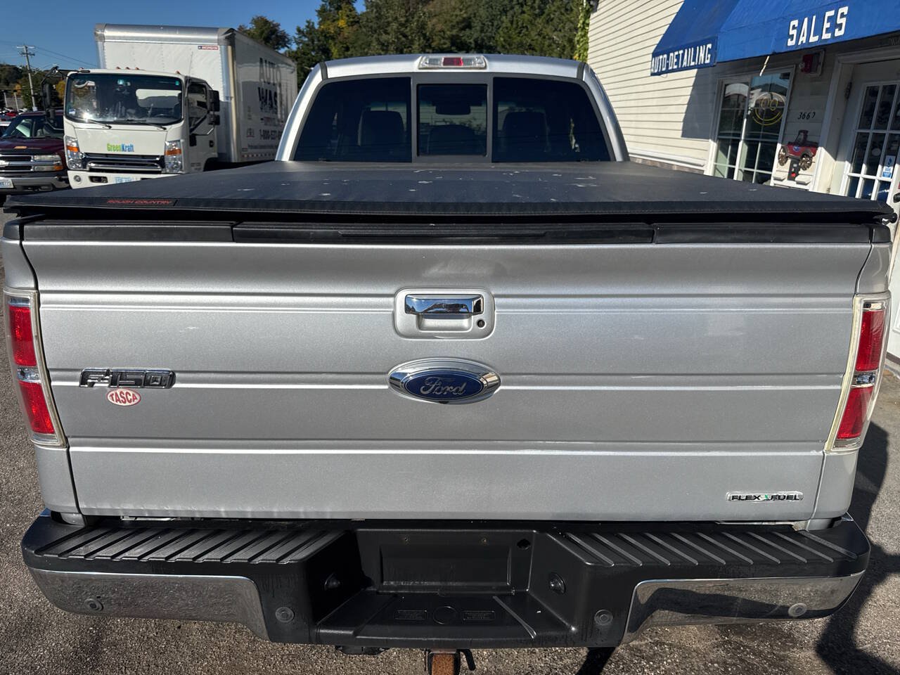 Used 2011 Ford F150 Lariat w/ Lariat Chrome Pkg AWD/4WD image 15