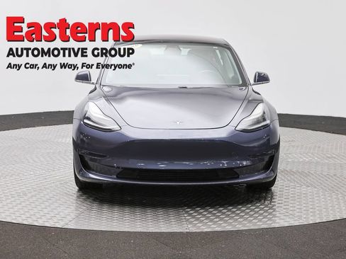Used 2018 Tesla Model 3 Long Range AWD/4WD image 2