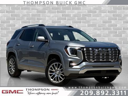 New 2026 GMC Terrain Denali w/ LPO, Black Badging Package AWD/4WD image 1