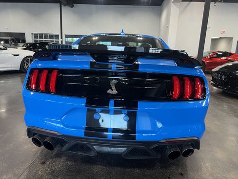 Used 2022 Ford Mustang Shelby GT500 w/ Handling Package RWD image 5