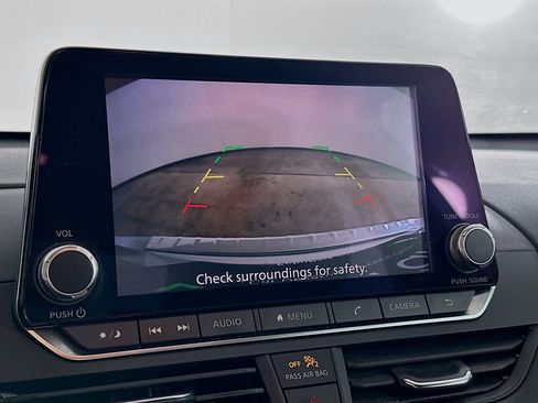 Used 2022 Nissan Altima 2.5 SV image 22