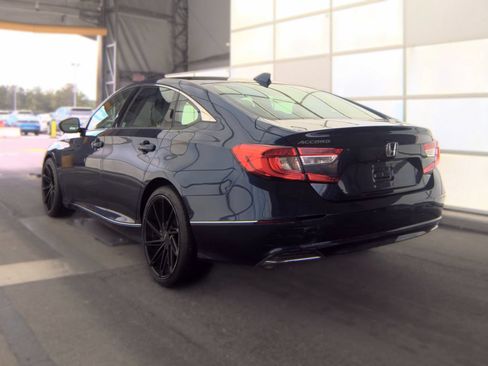 Used 2020 Honda Accord EX image 4