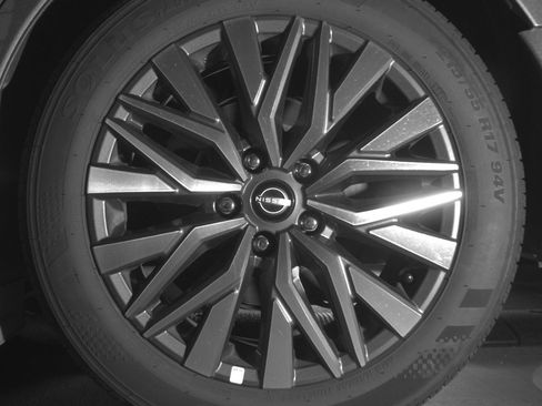 Used 2025 Nissan Altima 2.5 SV image 14