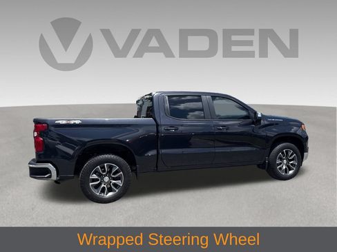 Used 2023 Chevrolet Silverado 1500 LT AWD/4WD image 23
