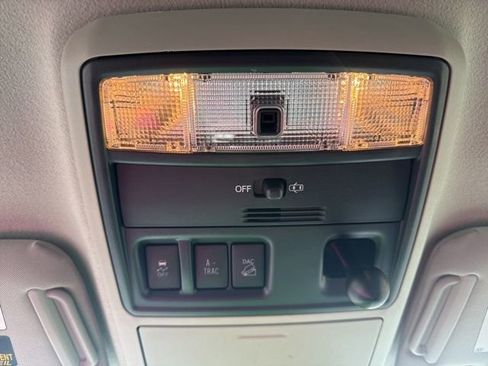 Used 2024 Toyota 4Runner SR5 AWD/4WD image 35