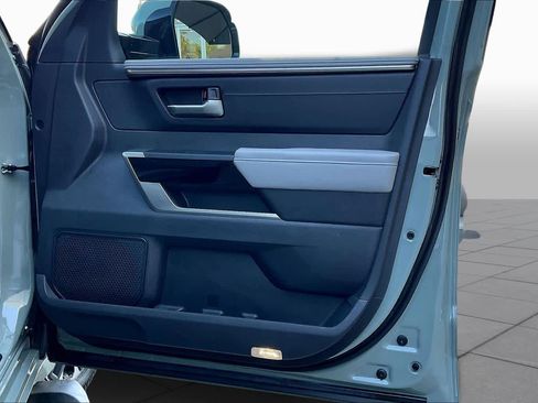 Used 2025 Toyota Tundra Limited image 22