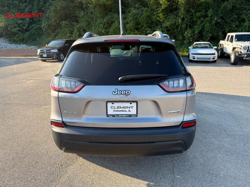 Used 2021 Jeep Cherokee Latitude Plus AWD/4WD image 6