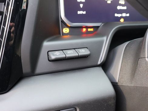 New 2026 GMC Sierra 2500 AT4 w/ AT4 Premium Plus Package image 16