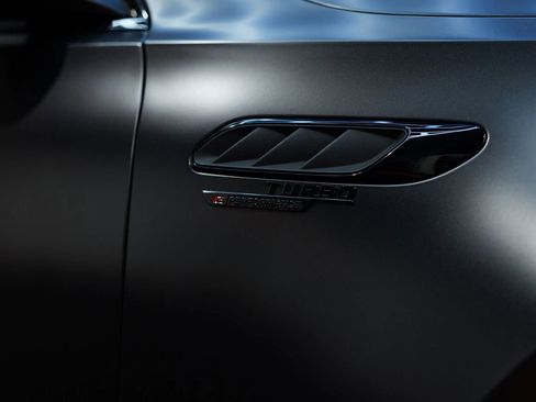 Used 2024 Mercedes-Benz C 36 AMG S image 21