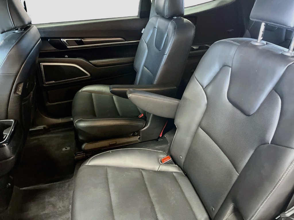 Used 2024 Kia Telluride S w/ S Sunroof Package FWD image 26