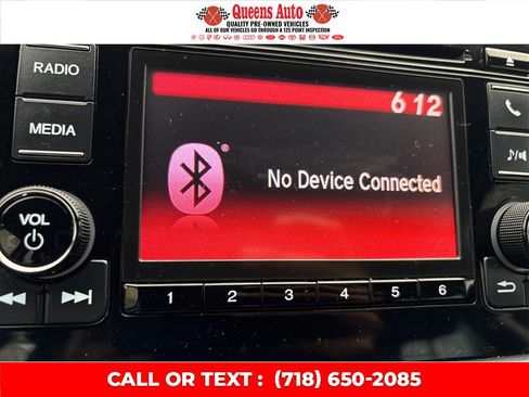 Used 2022 Honda HR-V LX image 39