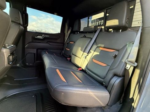 Used 2024 GMC Sierra 1500 AT4 w/ Technology Package image 19