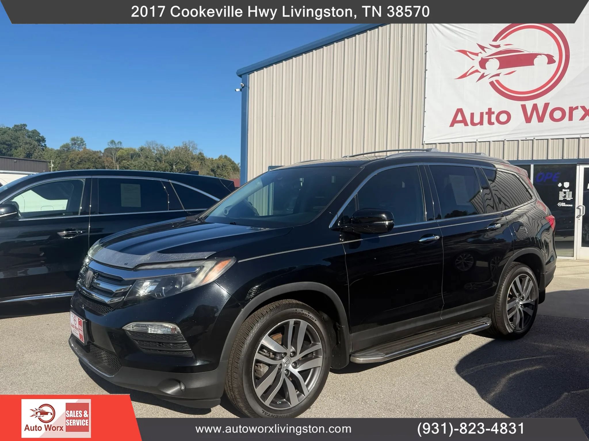 Used 2017 Honda Pilot Touring image 1