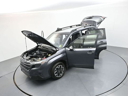 Used 2025 Subaru Forester Premium w/ Convenience Package #1 AWD/4WD image 38