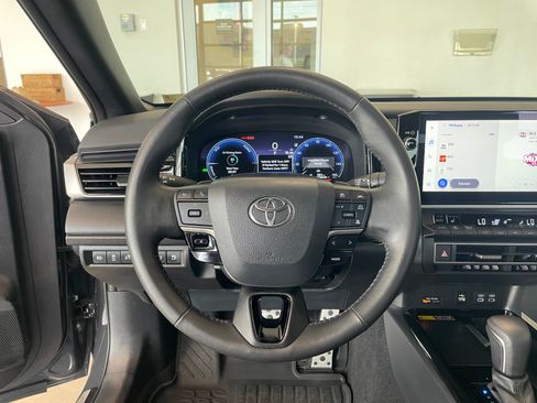 Used 2026 Toyota Camry XSE FWD image 9
