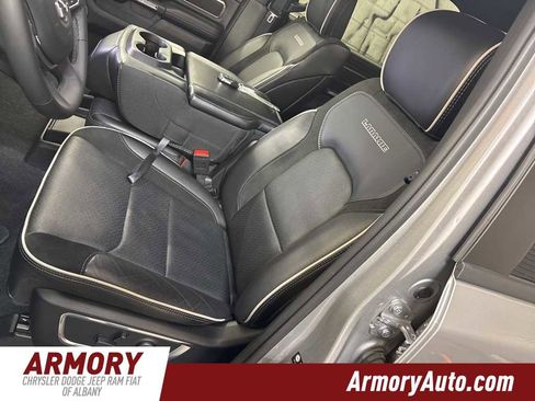 Used 2025 RAM 1500 Laramie image 10