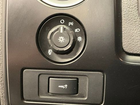 Used 2013 Ford F150 FX4 w/ FX Appearance Pkg image 13