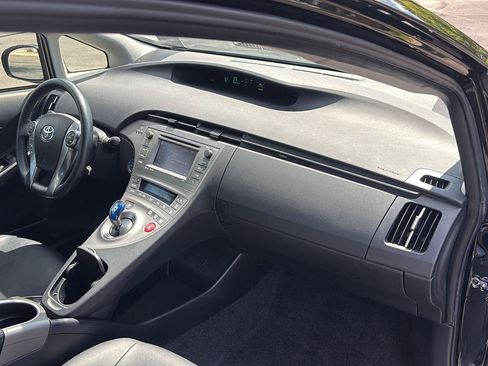 Used 2013 Toyota Prius Persona Series FWD image 21