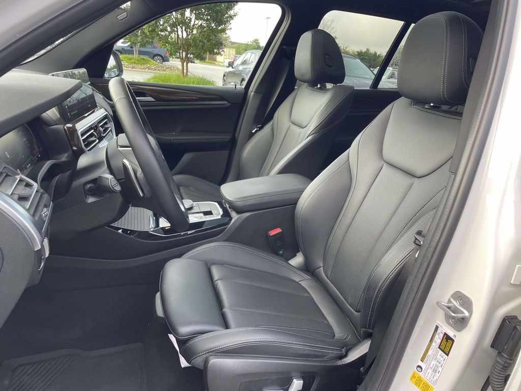 Used 2023 BMW X3 sDrive30i w/ Premium Package RWD image 8