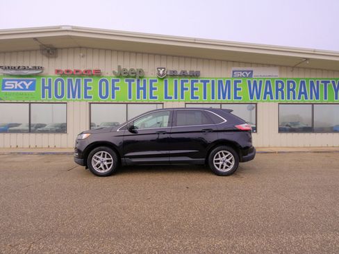 Used 2022 Ford Edge SEL image 3