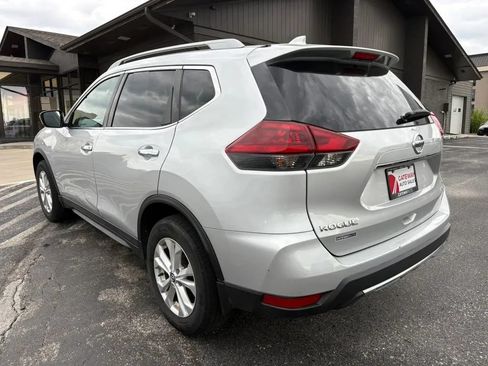 Used 2018 Nissan Rogue S w/ S Value Package AWD/4WD image 3