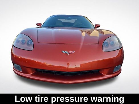 Used 2005 Chevrolet Corvette Coupe w/ Preferred Equipment Group RWD image 9
