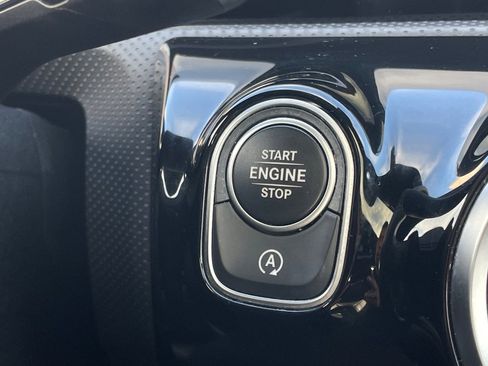 Used 2019 Mercedes-Benz A 220 image 40