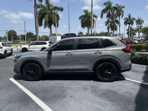 Used 2024 Honda CR-V Sport image 5