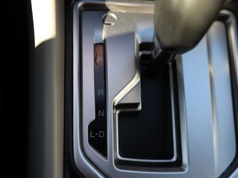 Certified 2023 Subaru Forester Premium image 38