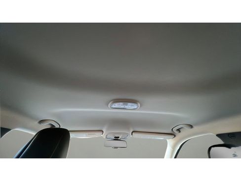 Used 2015 Jeep Cherokee Trailhawk w/ Comfort/Convenience Group image 29