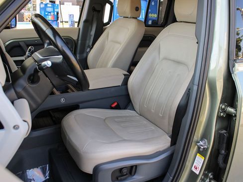 Used 2021 Land Rover Defender 110 SE image 16