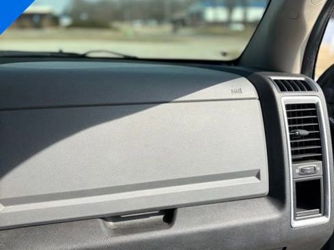 Used 2014 RAM 1500 Classic SLT AWD/4WD image 34